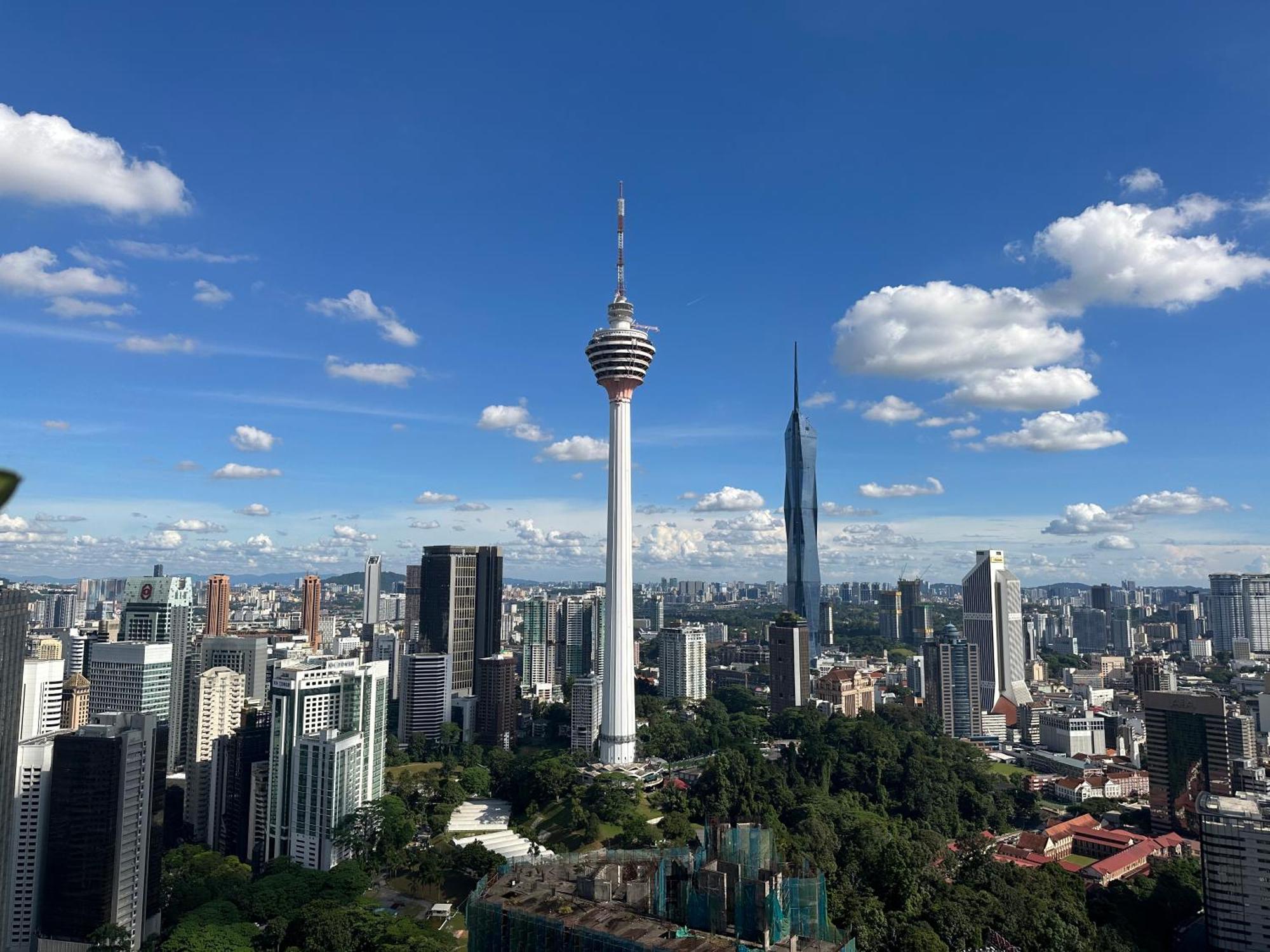 The Platinum Kuala Lumpur By Cozy White Exterior foto
