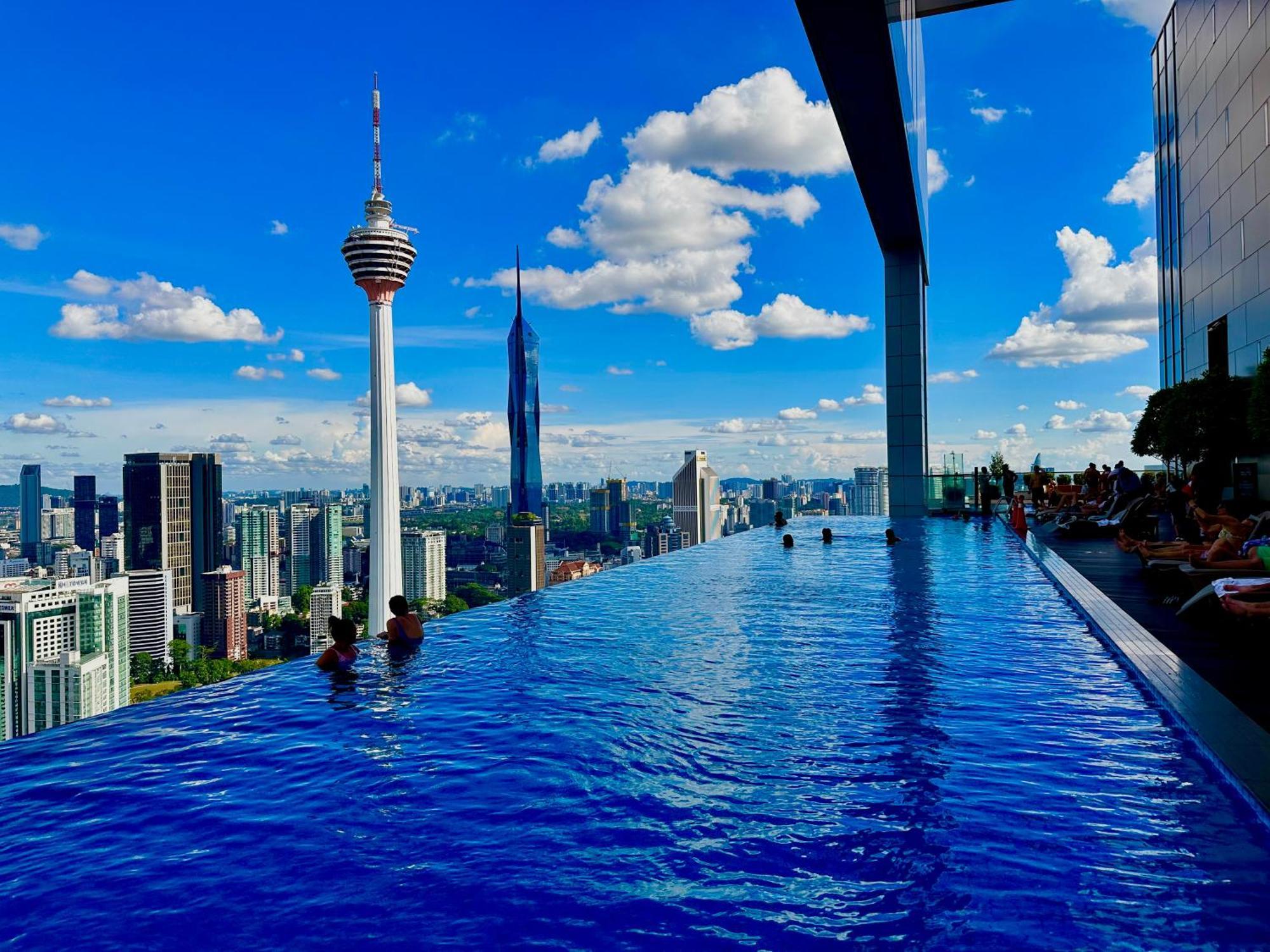 The Platinum Kuala Lumpur By Cozy White Exterior foto